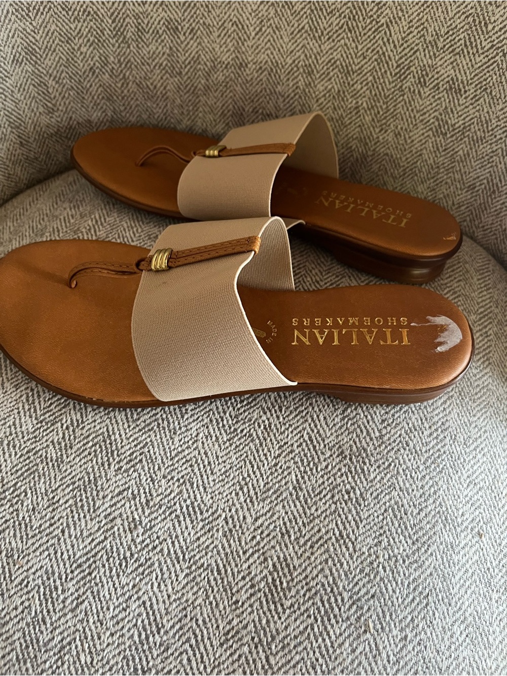 Italian Shoemakers Briley Sandals Women’s Size 8.5 Made in Italy Beige Tan - Picture 2 of 4